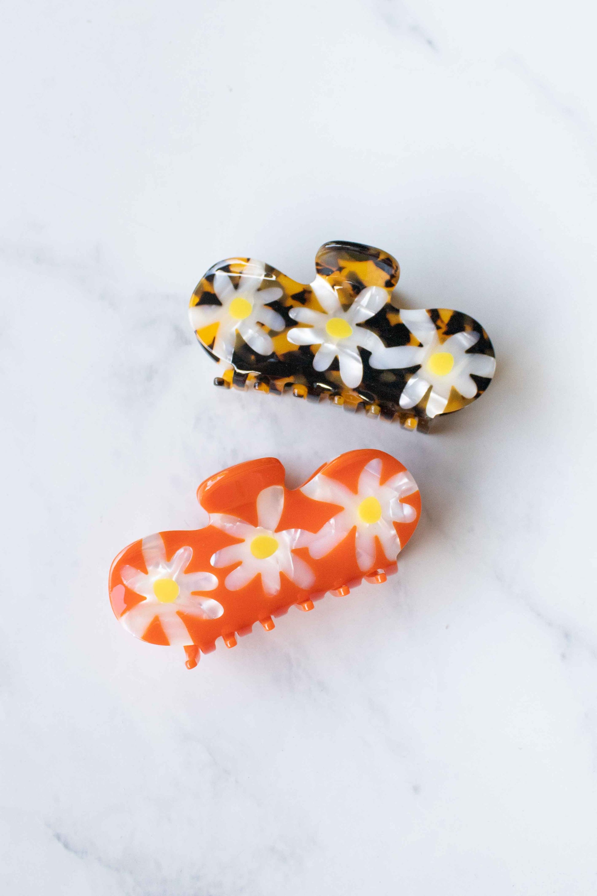 Eco Daisy Flower Curved Hair Claw Clip