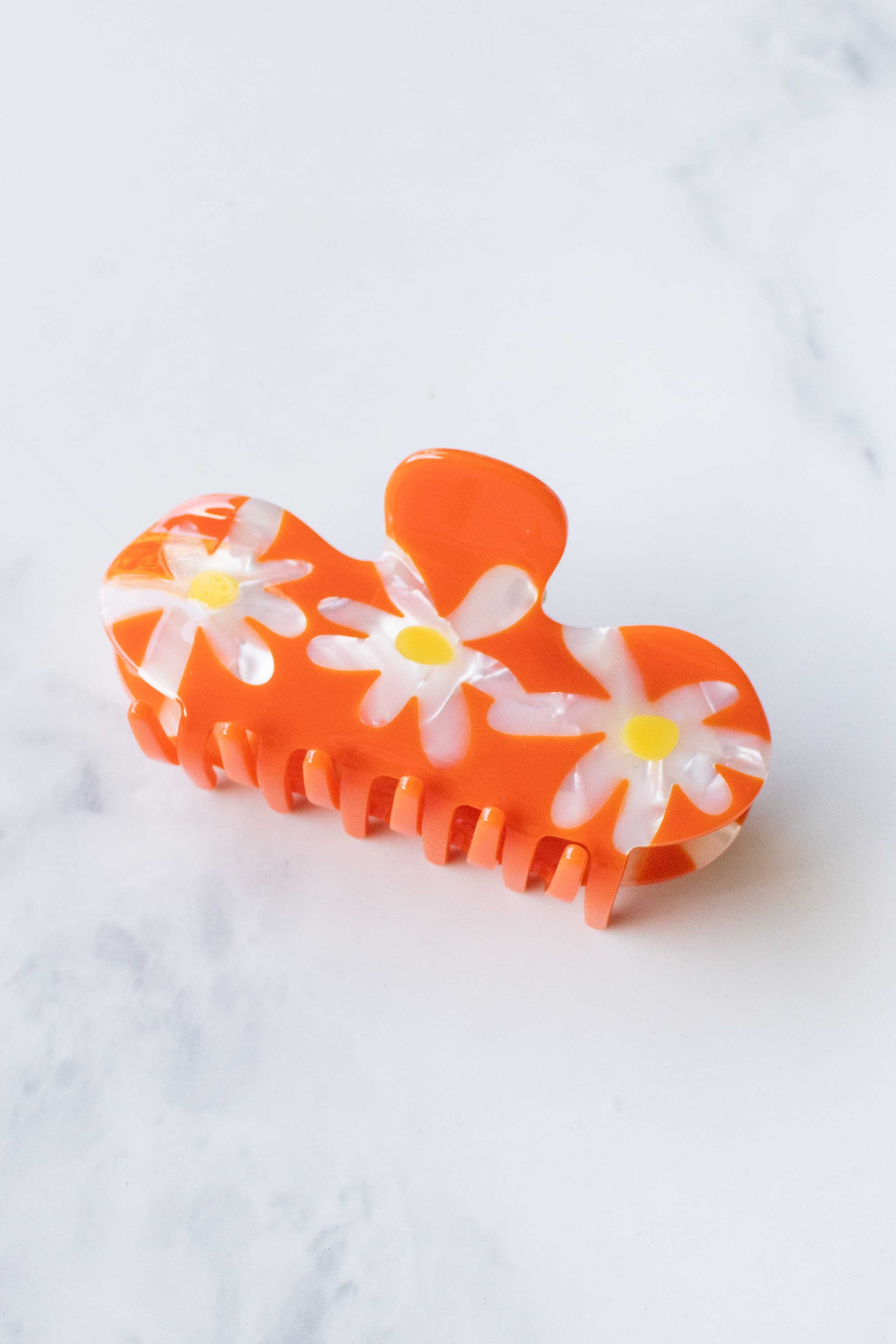 Eco Daisy Flower Curved Hair Claw Clip