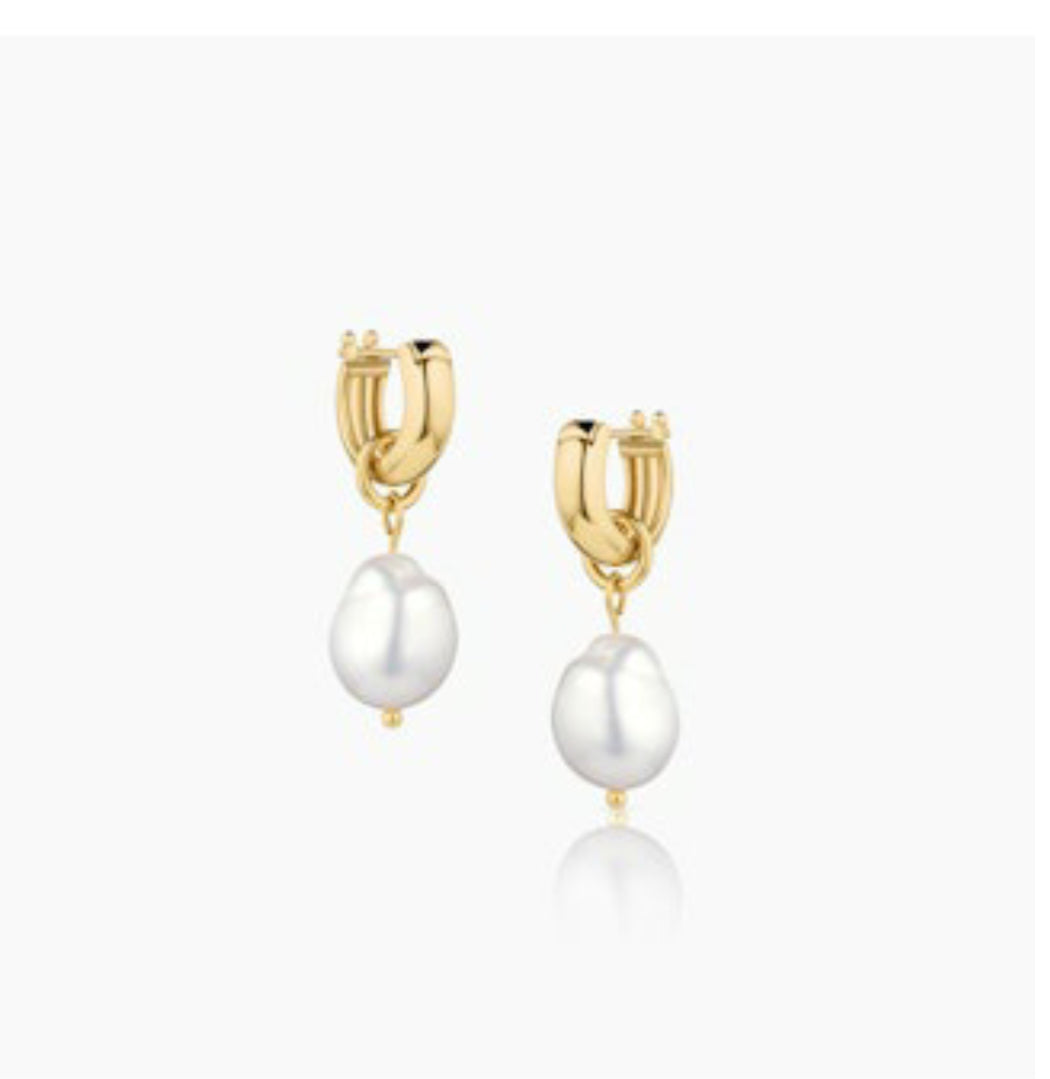 Petite Colette Pearl Earrings