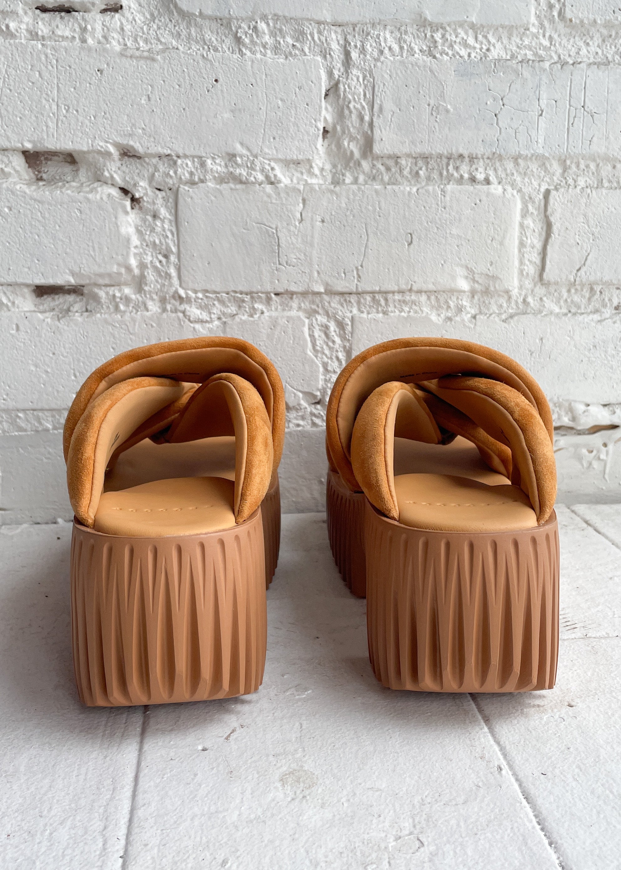 Plia Semo Shoes