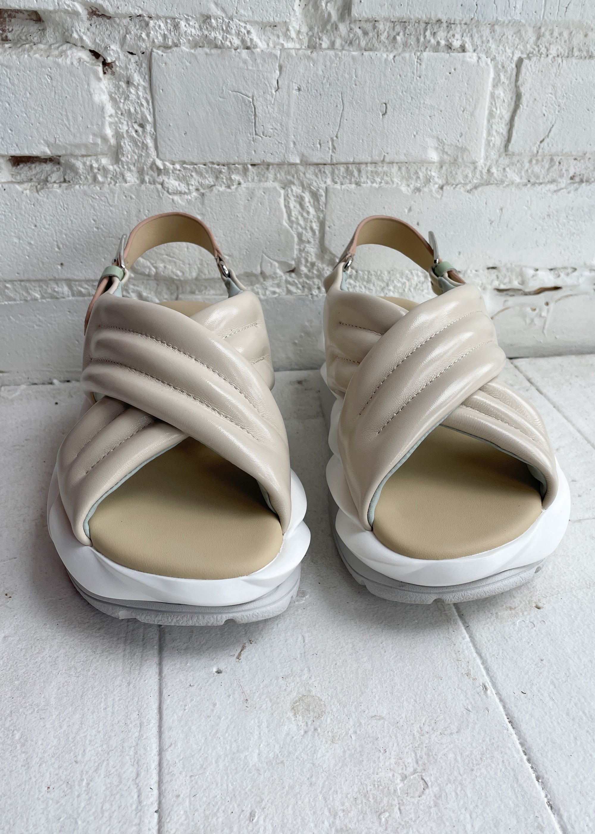 Mellow Mana Shoes