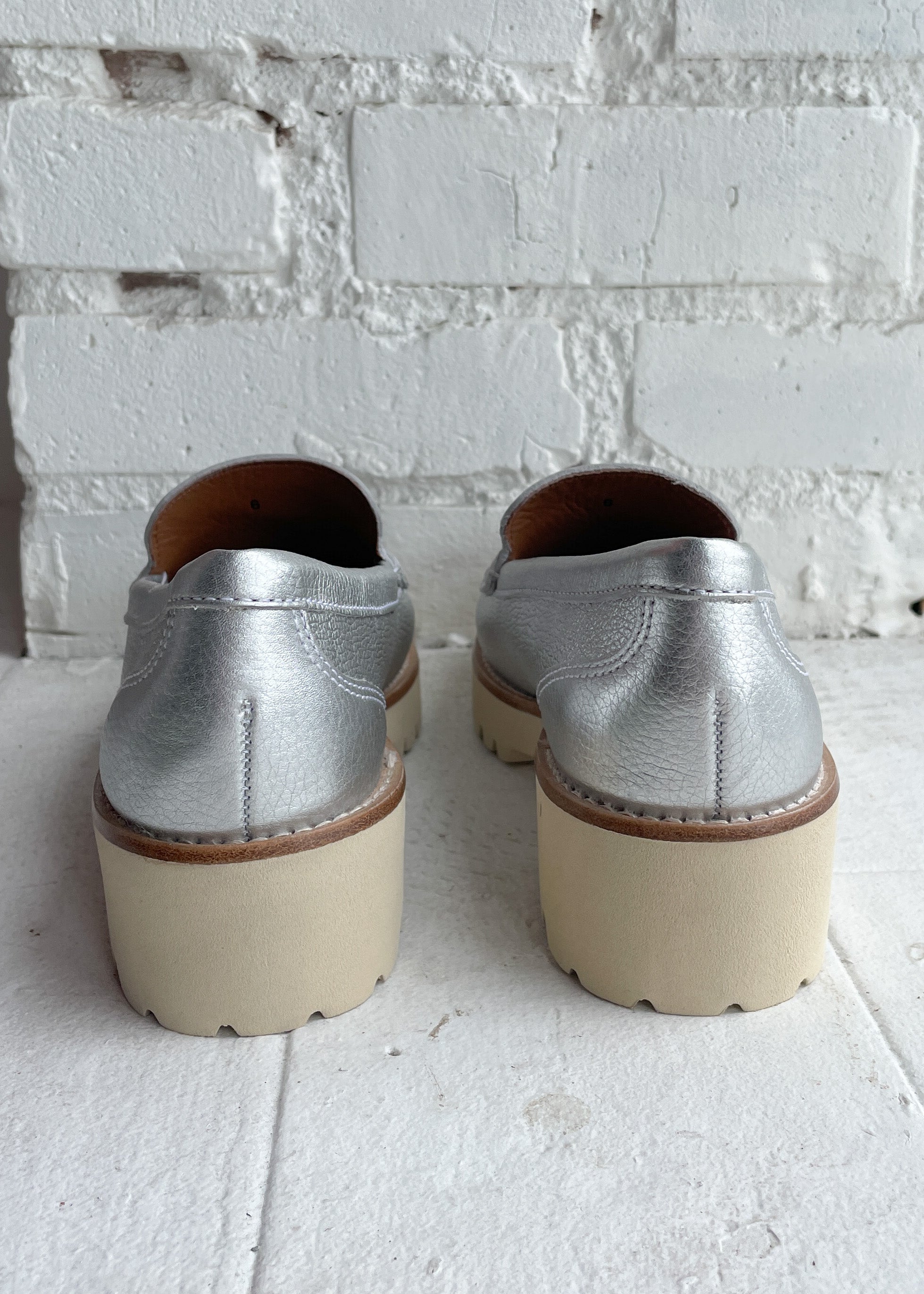Carrera Loafer