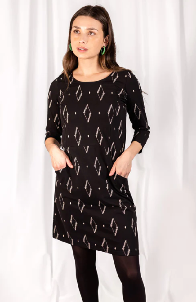 Sweet Seams Dress Diamond Vine
