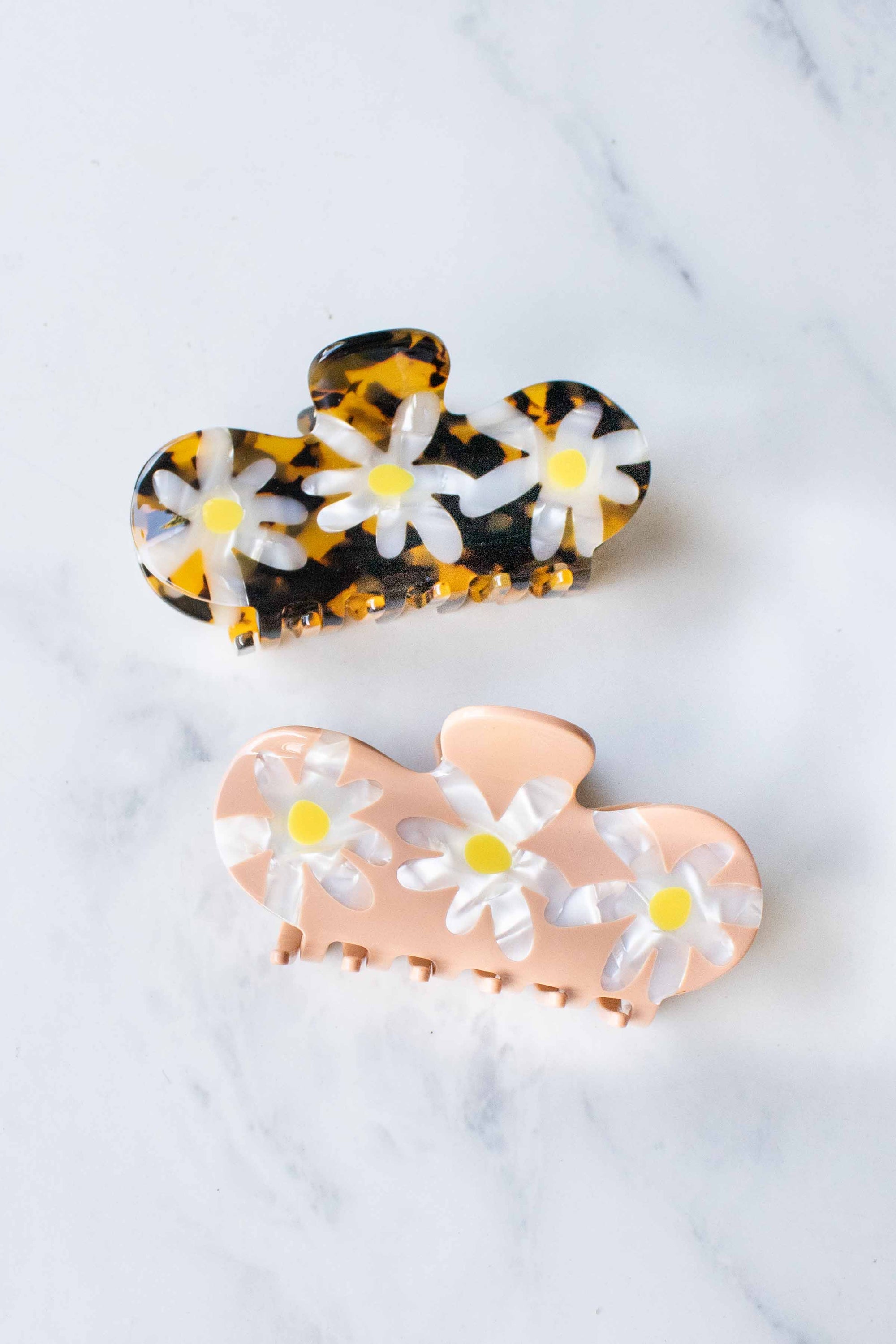 Eco Daisy Flower Curved Hair Claw Clip