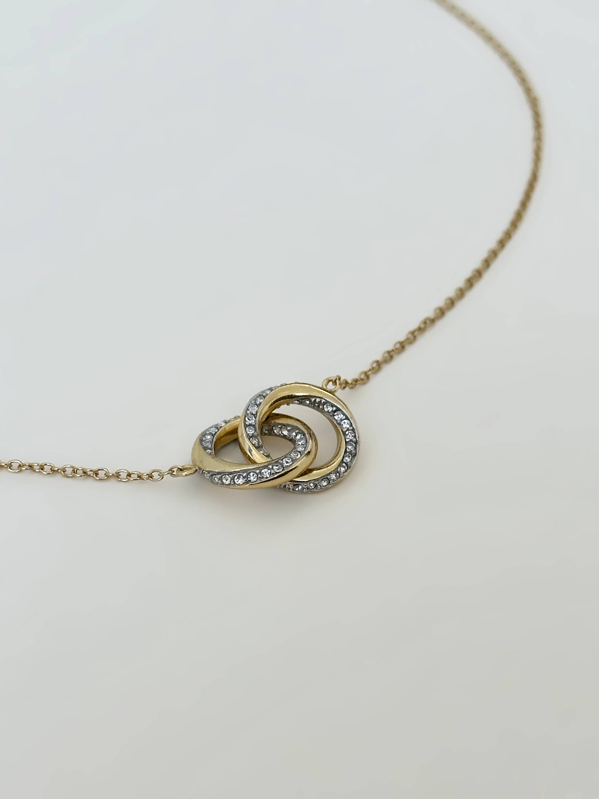 Astrid Pavé Necklace