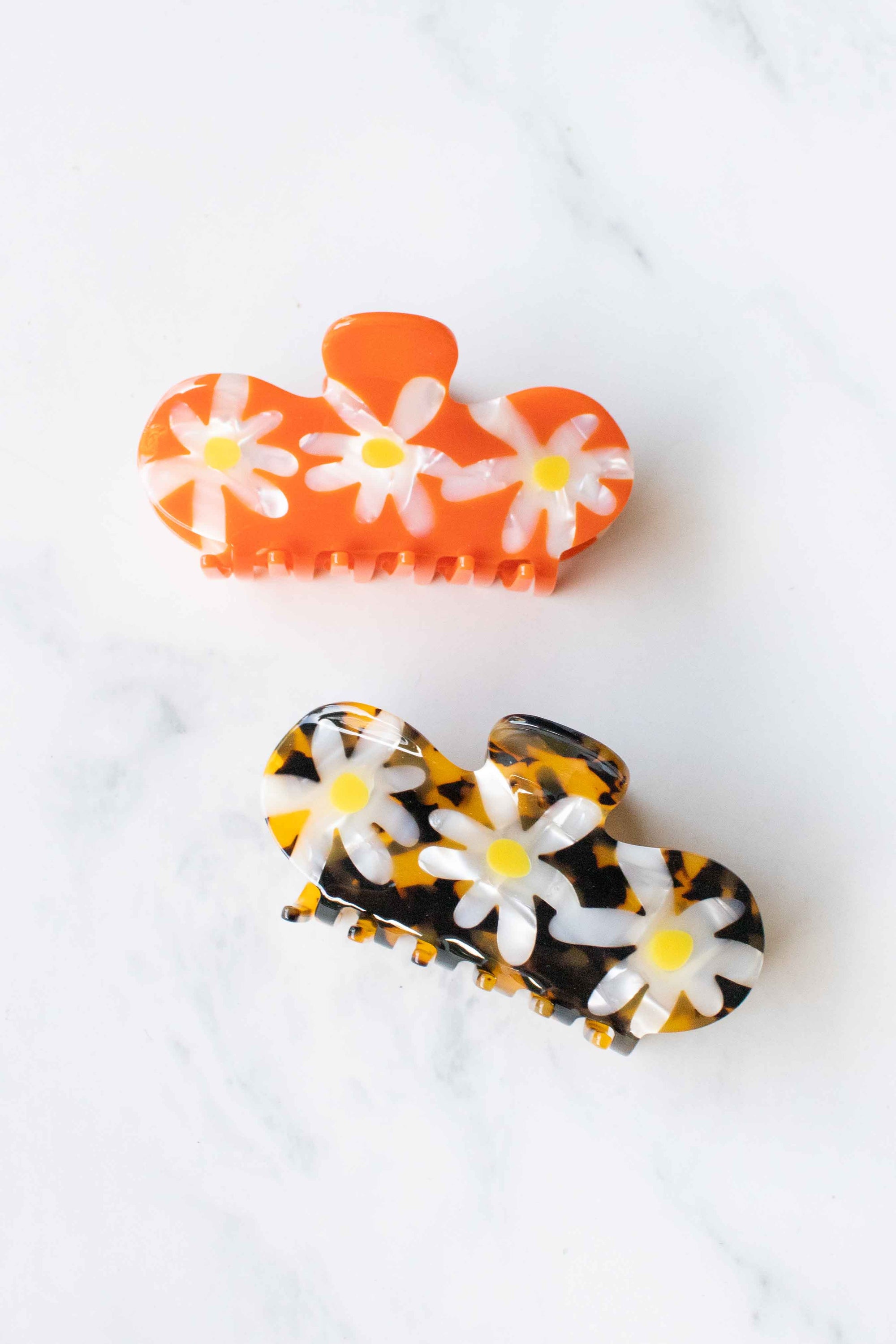 Eco Daisy Flower Curved Hair Claw Clip