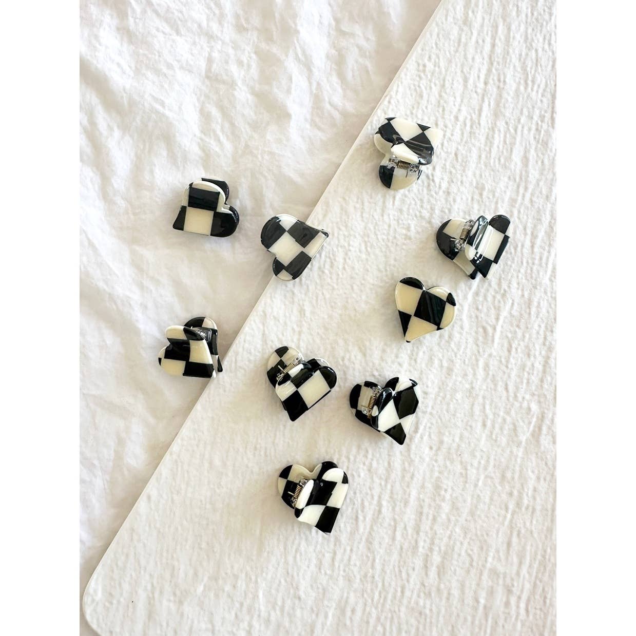 Heart Shape Checkered Hair Clip - BLACK CHECKERED